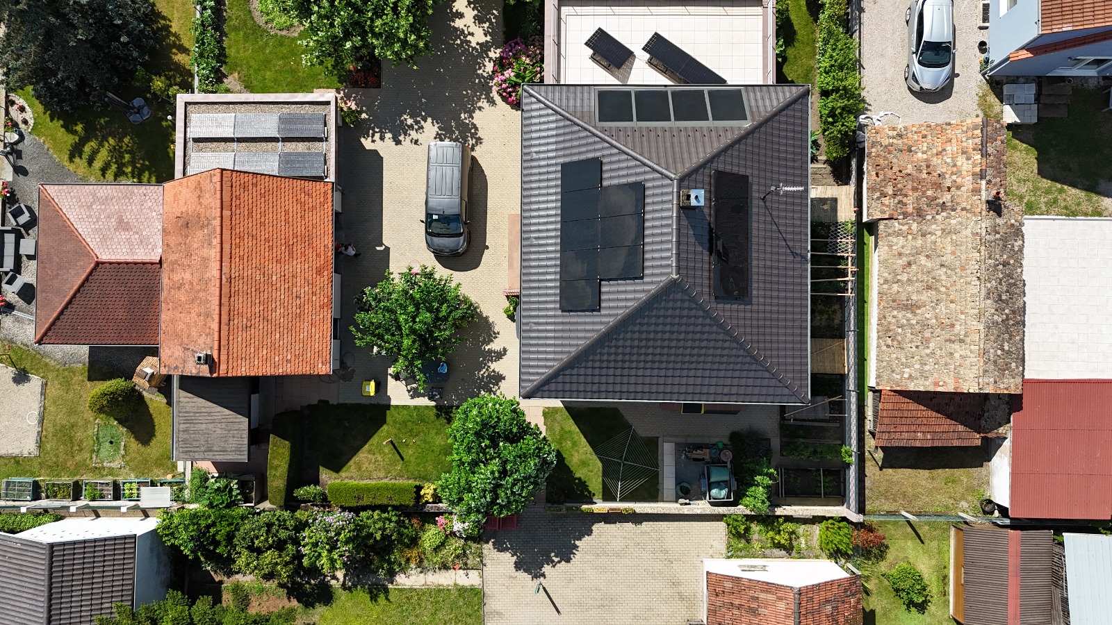  Installation sur trois pans d’une maison à Schirrhein 